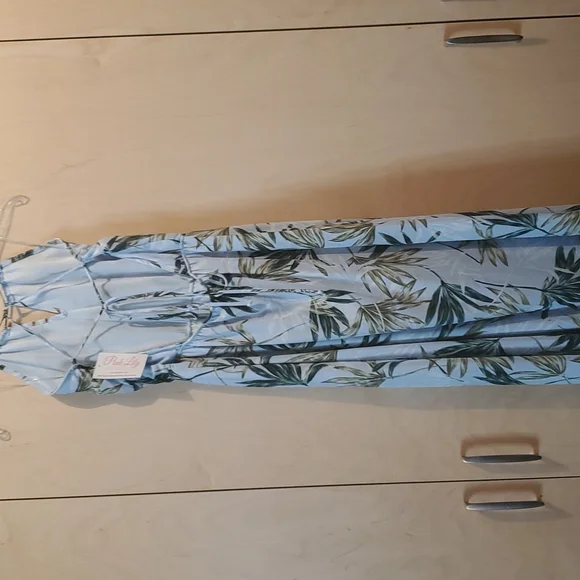 ROMPER - Picture 3 of 3